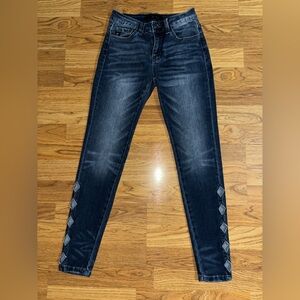 KanCan Dark Wash Stretchy Skinny Jeans Juniors Size 1 Waist 24 Diamond Cut Outs